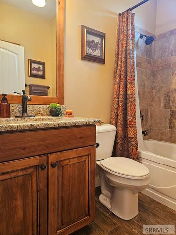 424 N 3846 E, Rigby, ID 83442