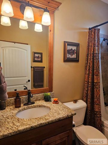 424 N 3846 E, Rigby, ID 83442