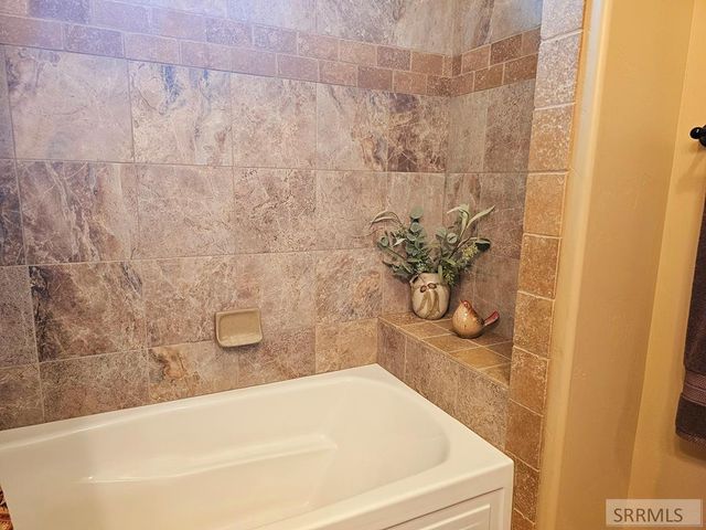 424 N 3846 E, Rigby, ID 83442