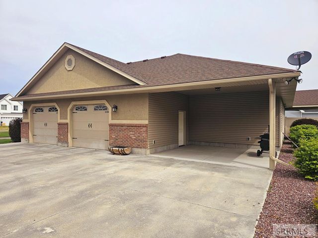 424 N 3846 E, Rigby, ID 83442