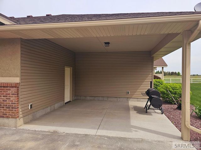 424 N 3846 E, Rigby, ID 83442