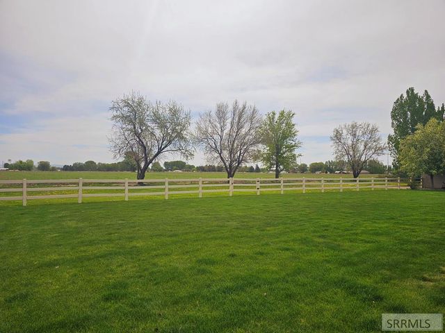 424 N 3846 E, Rigby, ID 83442