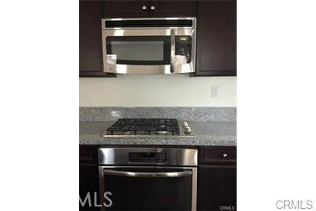 7076 Luminaire Court, Eastvale, CA 92880