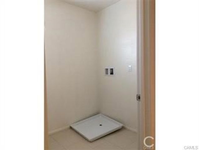 7076 Luminaire Court, Eastvale, CA 92880