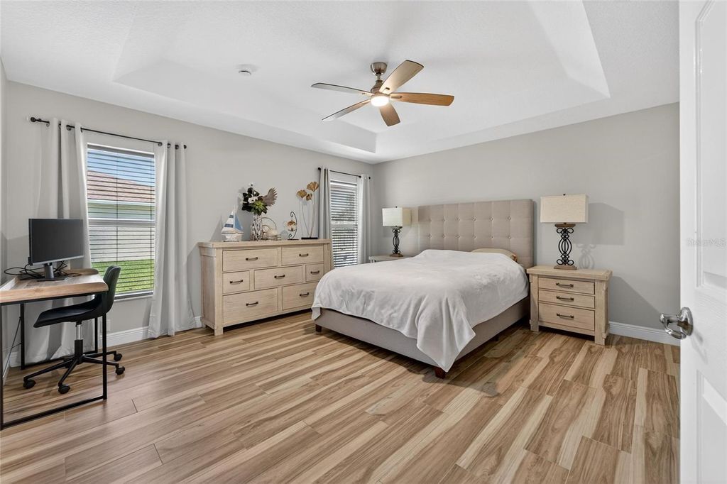 Image 27 of property listing at 5325 SANDY SHELL DRIVE, Apollo Beach, FL 33572