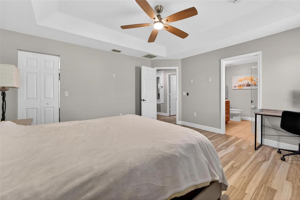 Image 29 of property listing at 5325 SANDY SHELL DRIVE, Apollo Beach, FL 33572