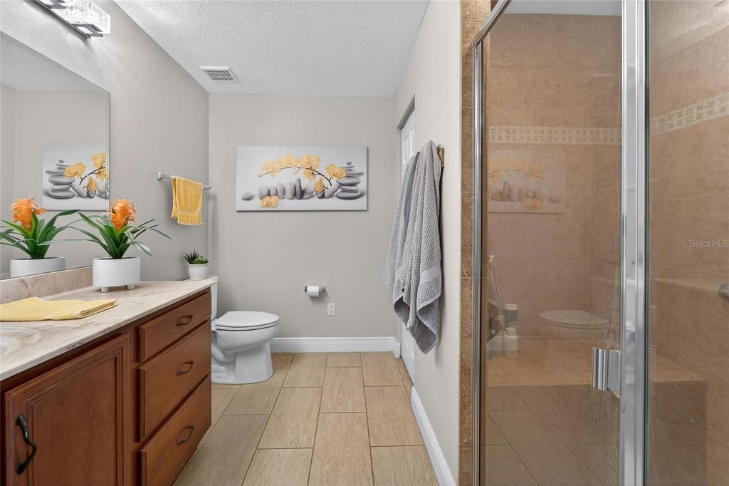 Image 31 of property listing at 5325 SANDY SHELL DRIVE, Apollo Beach, FL 33572