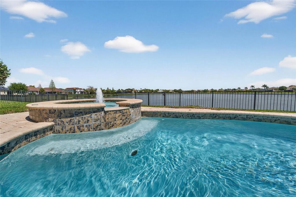 Image 50 of property listing at 5325 SANDY SHELL DRIVE, Apollo Beach, FL 33572