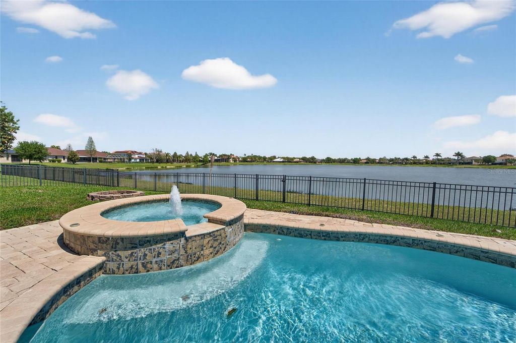 Image 51 of property listing at 5325 SANDY SHELL DRIVE, Apollo Beach, FL 33572