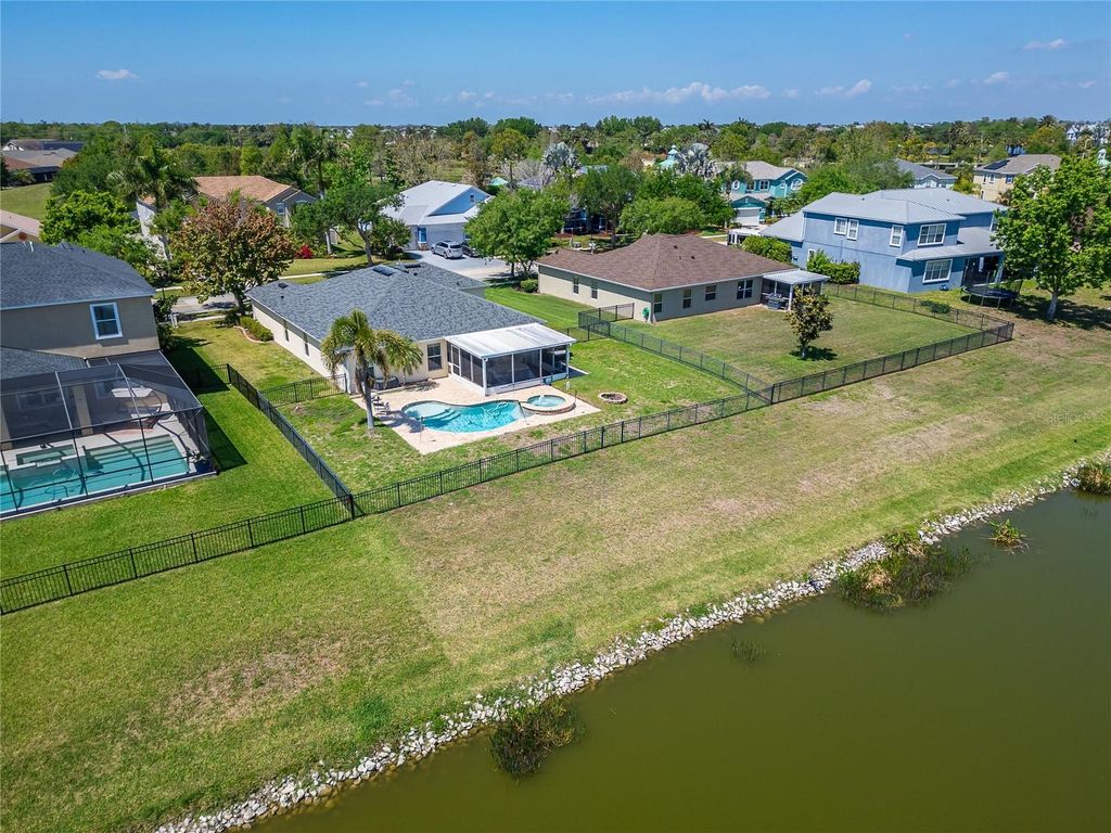 Image 64 of property listing at 5325 SANDY SHELL DRIVE, Apollo Beach, FL 33572