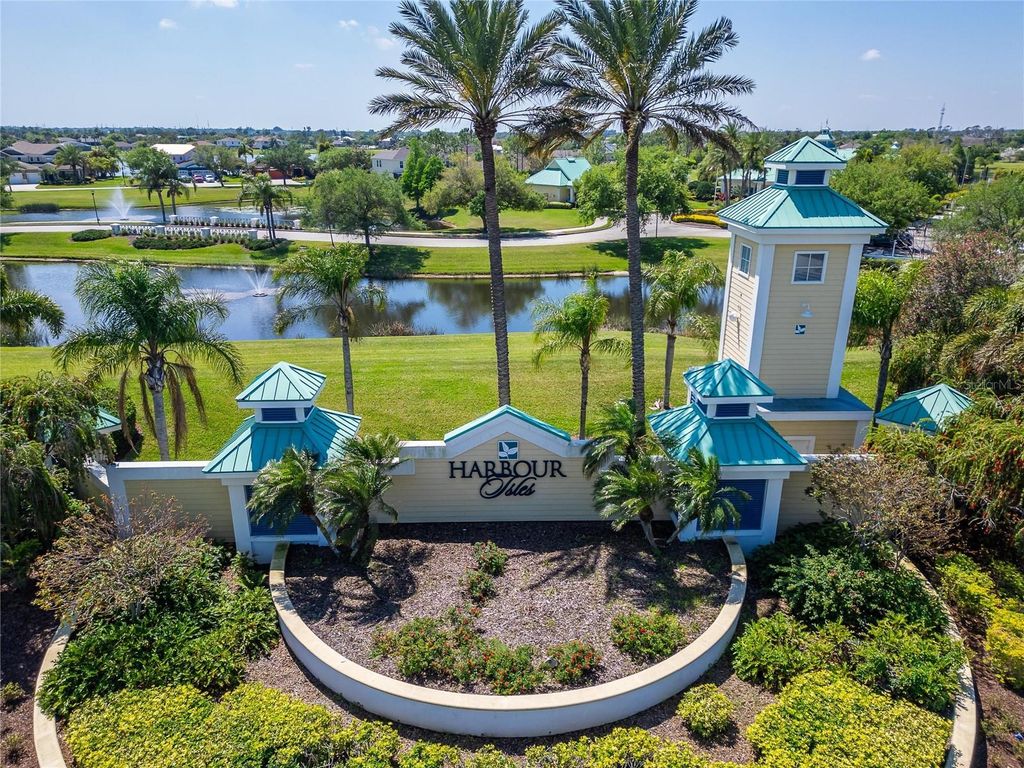 Image 78 of property listing at 5325 SANDY SHELL DRIVE, Apollo Beach, FL 33572