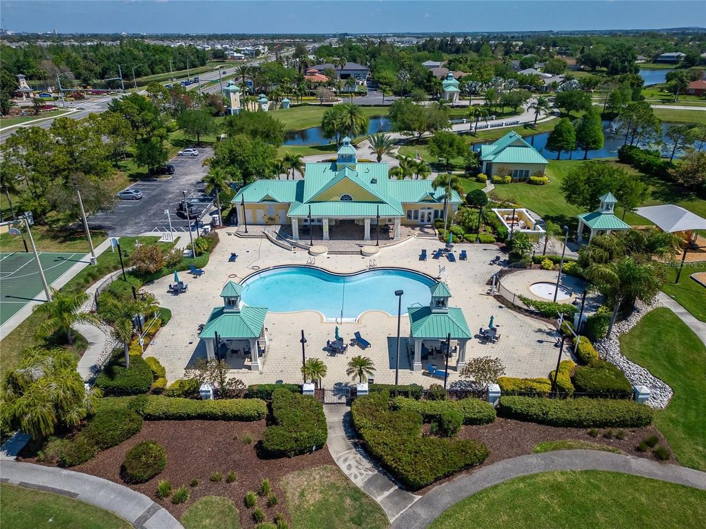 Image 80 of property listing at 5325 SANDY SHELL DRIVE, Apollo Beach, FL 33572