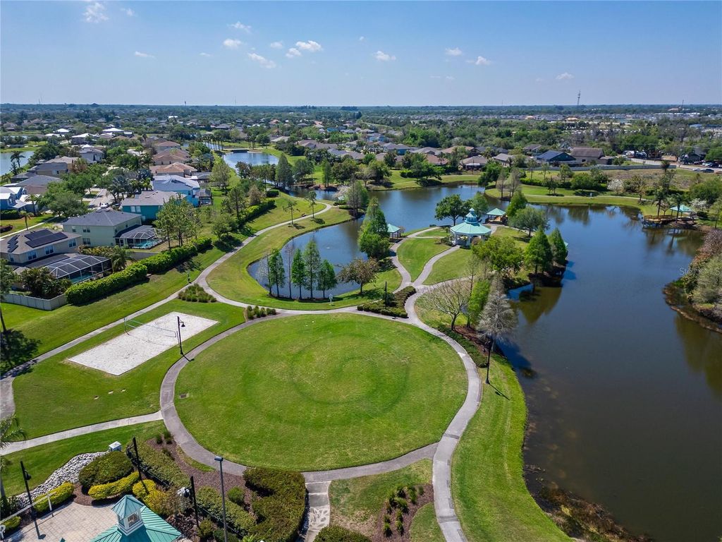 Image 81 of property listing at 5325 SANDY SHELL DRIVE, Apollo Beach, FL 33572