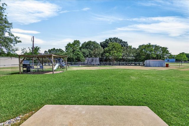 110 Rye Place, Gun Barrel City, TX 75156