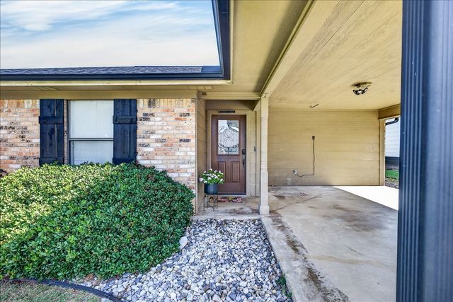 110 Rye Place, Gun Barrel City, TX 75156