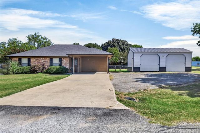 110 Rye Place, Gun Barrel City, TX 75156