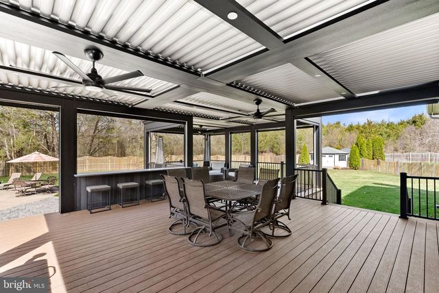 22043 WATER RUN CT, Ashburn, VA 20148