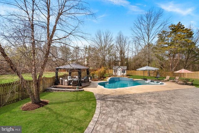 22043 WATER RUN CT, Ashburn, VA 20148