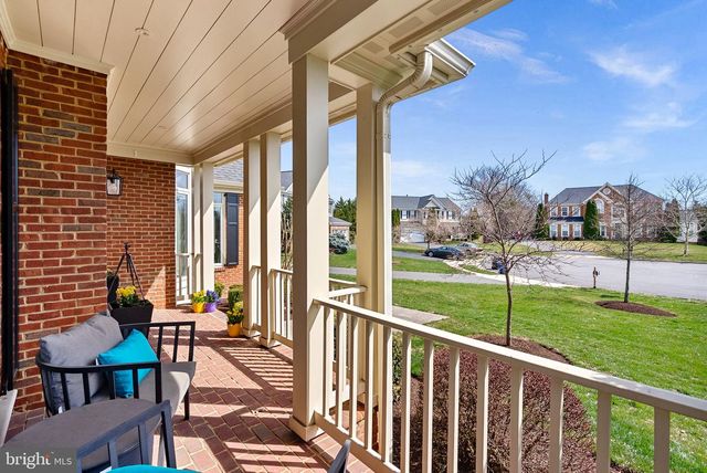 22043 WATER RUN CT, Ashburn, VA 20148
