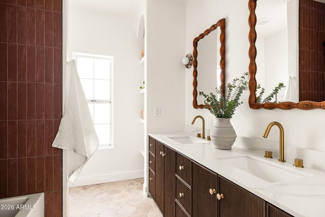 3620 E COCONINO Place, Phoenix, AZ 85044