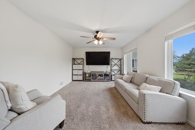 2432 Waterleaf Lane, Woodstock, IL 60098
