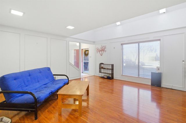 6 Crest Court, Hickory Creek, TX 75065