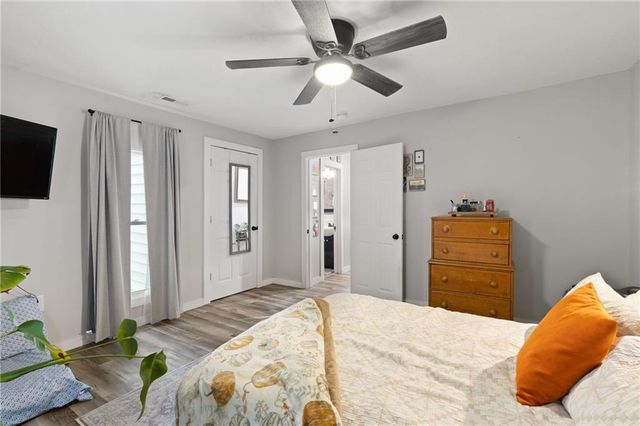 506 N Washington Avenue, Warrensburg, MO 64093