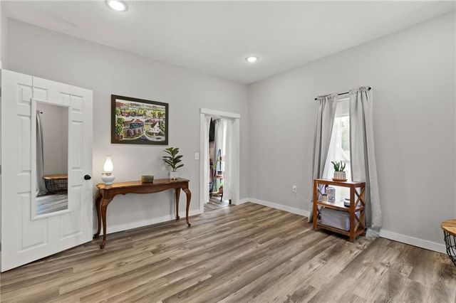 506 N Washington Avenue, Warrensburg, MO 64093