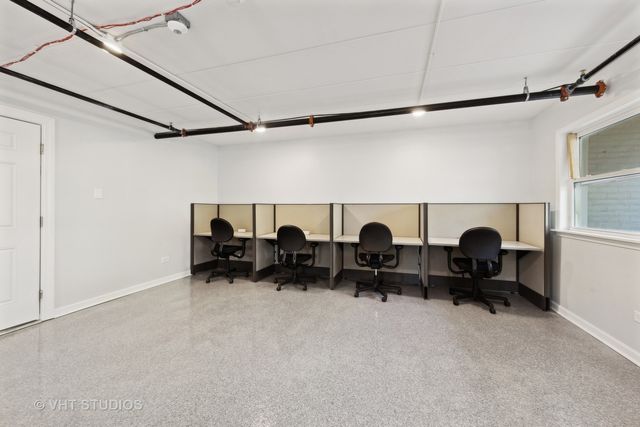 515 N Cass Avenue 2B, Westmont, IL 60559