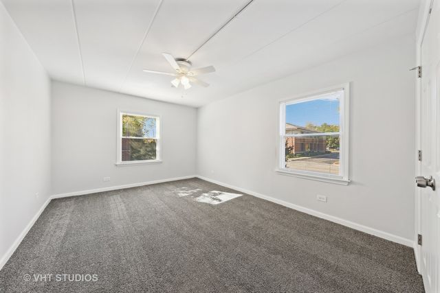 515 N Cass Avenue 2B, Westmont, IL 60559