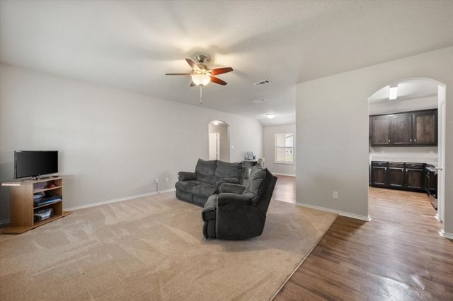 9113 N Monterrey Drive, Alvarado, TX 76009