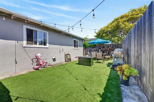 1852 Laguna Street, Seaside, CA 93955