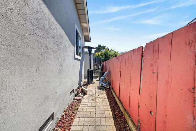 1852 Laguna Street, Seaside, CA 93955
