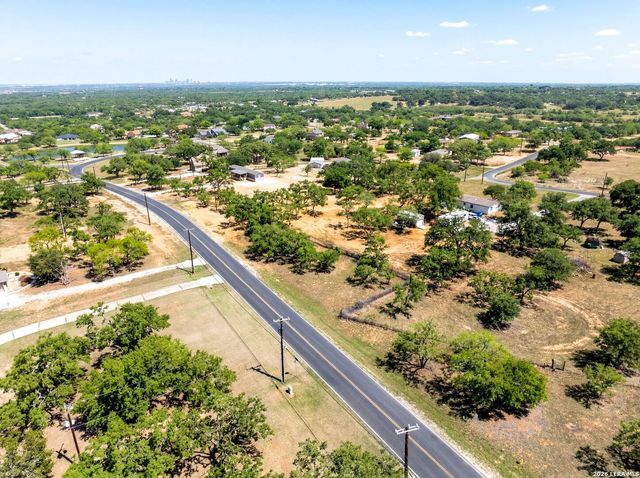 22218 Savannah, Von Ormy, TX 78073