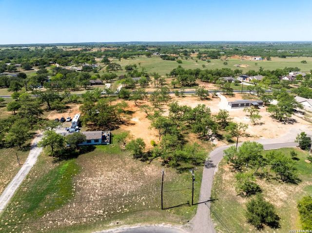 22218 Savannah, Von Ormy, TX 78073