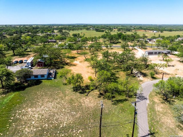 22218 Savannah, Von Ormy, TX 78073