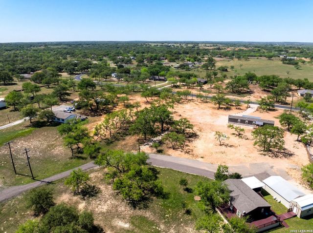 22218 Savannah, Von Ormy, TX 78073