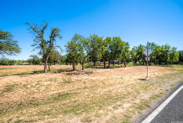 22218 Savannah, Von Ormy, TX 78073