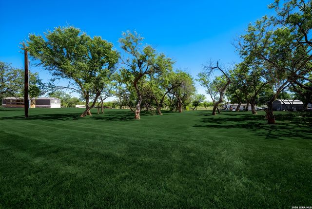 22218 Savannah, Von Ormy, TX 78073