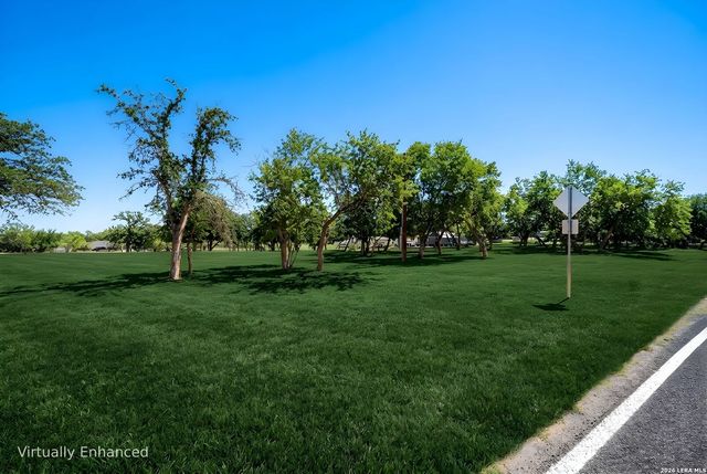 22218 Savannah, Von Ormy, TX 78073