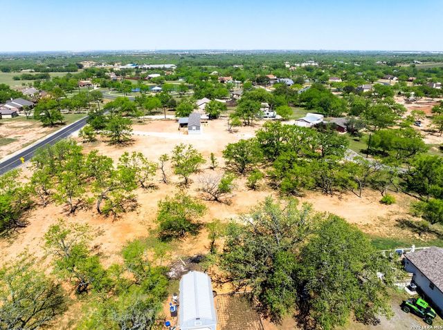 22218 Savannah, Von Ormy, TX 78073