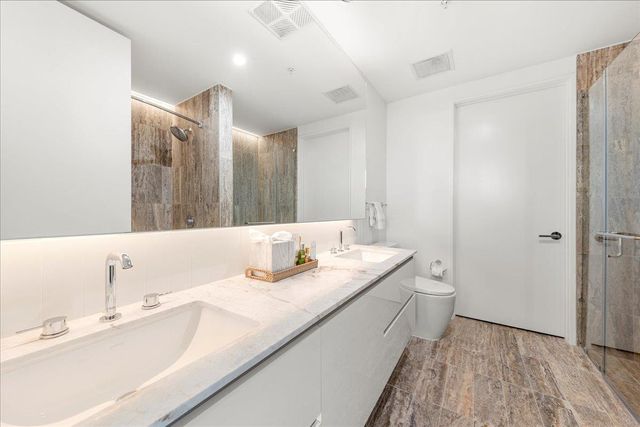 313 W 17th ST 2405, Austin, TX 78701