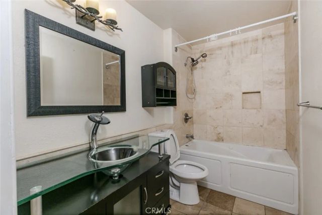 14071 Fenton Lane, Sylmar, CA 91342