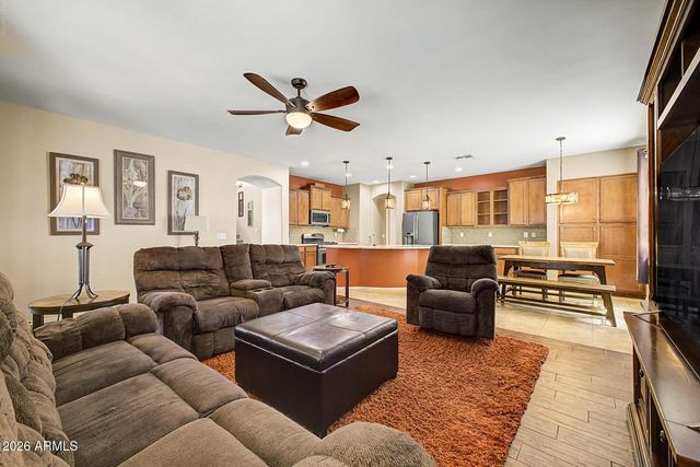 17648 W MARSHALL Lane, Surprise, AZ 85388