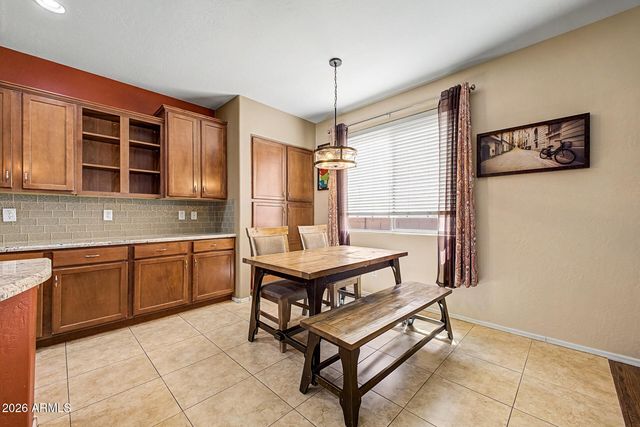 17648 W MARSHALL Lane, Surprise, AZ 85388
