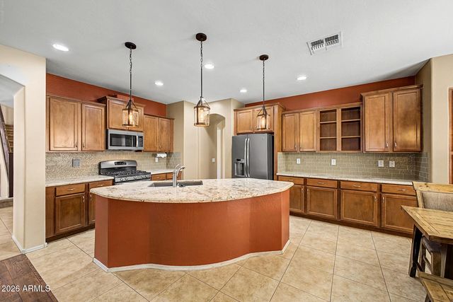 17648 W MARSHALL Lane, Surprise, AZ 85388