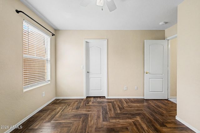17648 W MARSHALL Lane, Surprise, AZ 85388