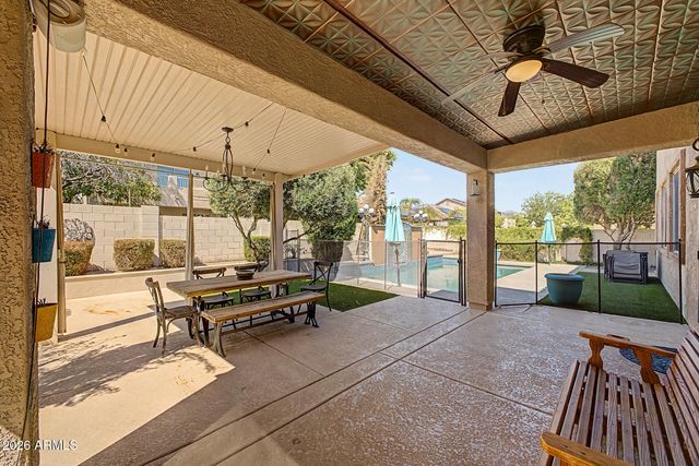 17648 W MARSHALL Lane, Surprise, AZ 85388