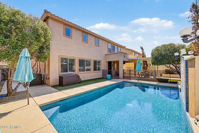 17648 W MARSHALL Lane, Surprise, AZ 85388