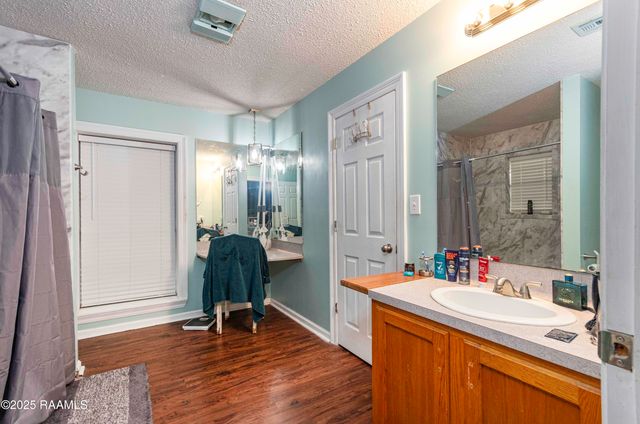 207 Sparrow Street, New Iberia, LA 70563